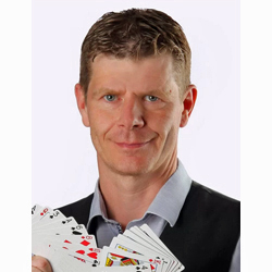 Zauberer Christian Lavey - powered by Bscout® - Faire Suchmaschine & Netzwerk!